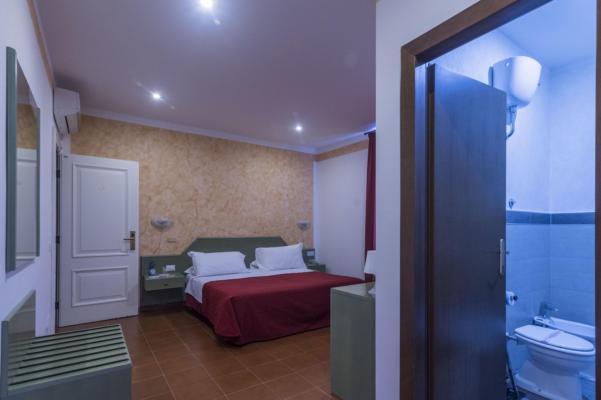 Hotel Villa Del Cardinale Norma Extérieur photo