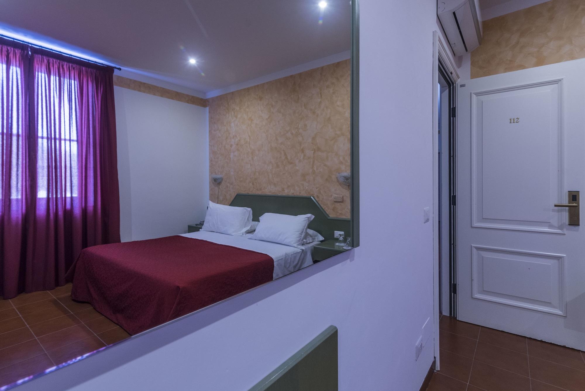 Hotel Villa Del Cardinale Norma Extérieur photo