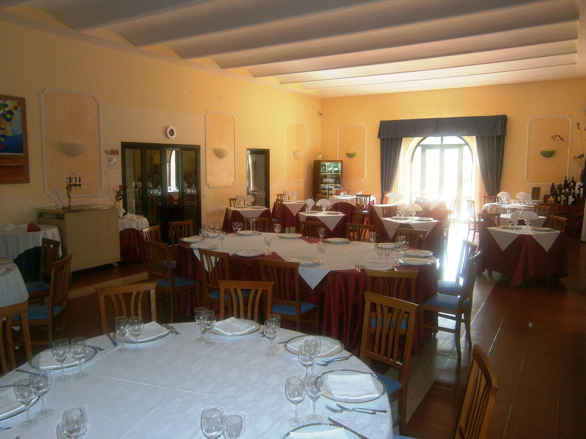 Hotel Villa Del Cardinale Norma Extérieur photo